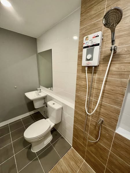 bathroom of Pleno Sukhumvit-Bangna 2