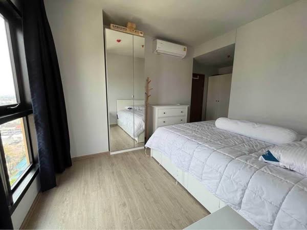 bedroom of Metris Phatthanakan-Ekkamai