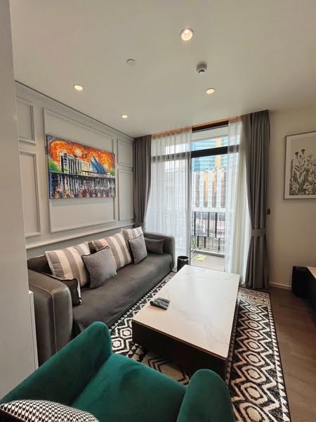 living room of MUNIQ Sukhumvit 23