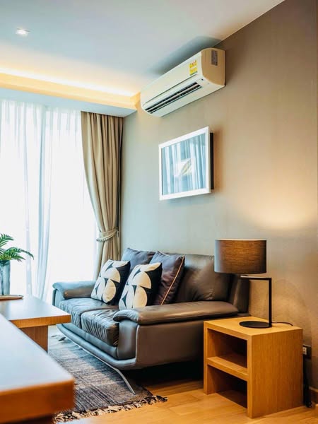 living room and bedroom of Via 49