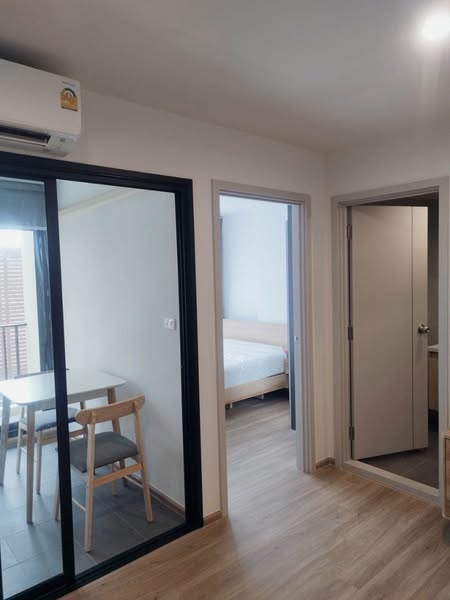 bedroom and room interior of Arlo Sukhumvit105-Lasalle