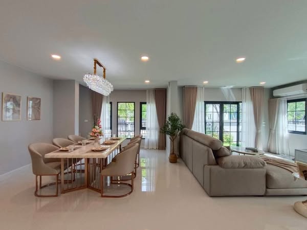living room of Centro Bangna