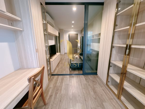 room interior of Life Ladprao Valley