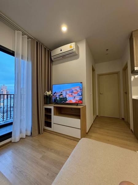 bedroom of Life Rama 4 – Asoke