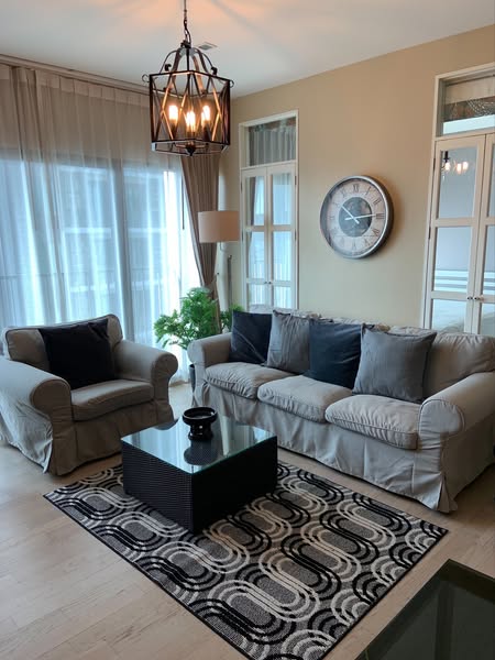 living room of Noble Remix
