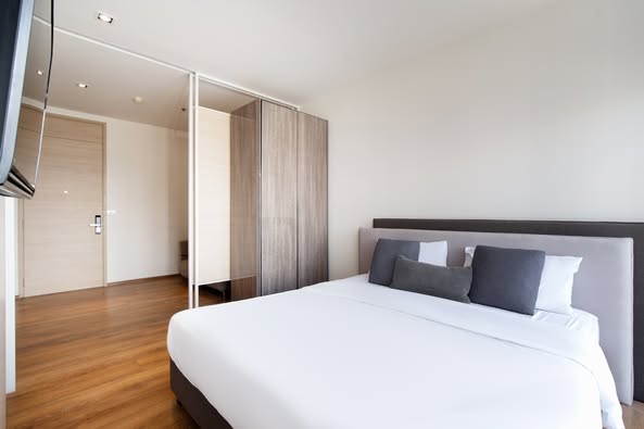 bedroom of Park Origin Phrom Phong