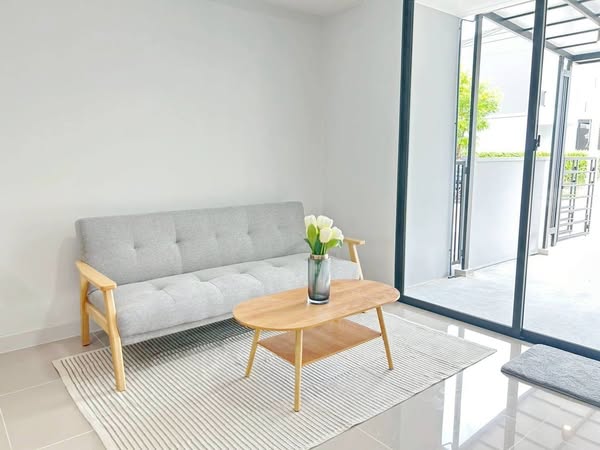 living room and room interior of Pleno Sukhumvit-Bangna 2