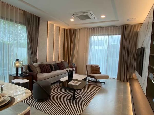 bedroom and living room of มัณฑนา บางนา กม.15 | MANTANA Bangna km. 15