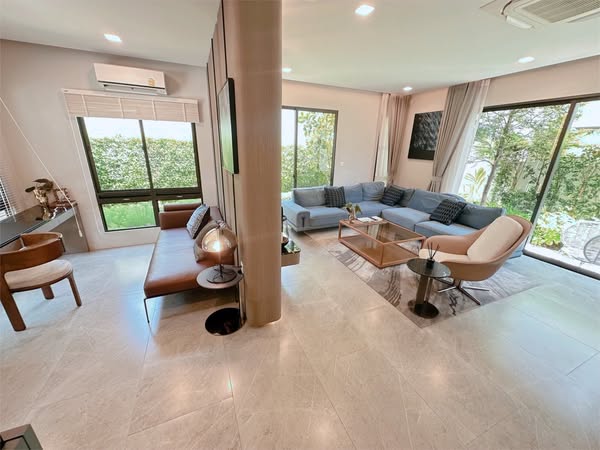 living room and room interior of มัณฑนา บางนา กม.15 | MANTANA Bangna km. 15