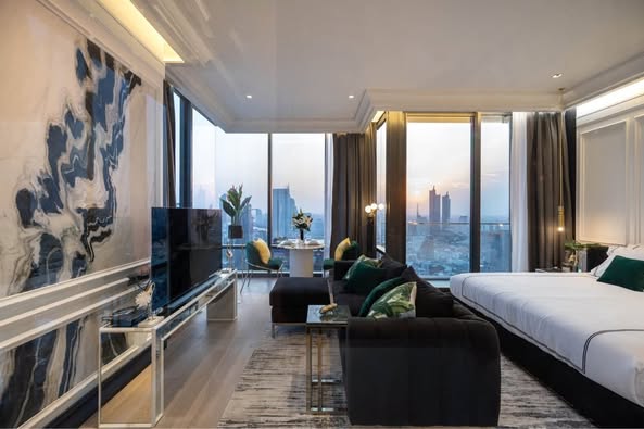 bedroom of Ashton Silom