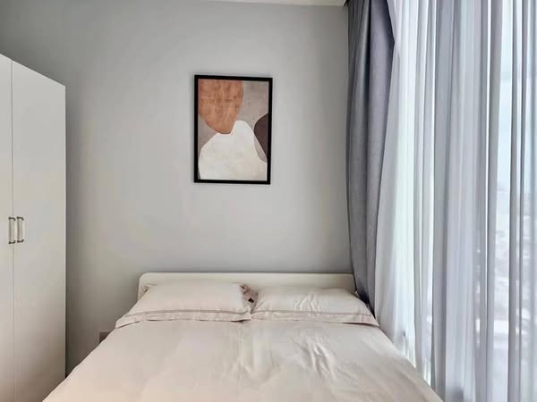 bedroom of Ashton Silom