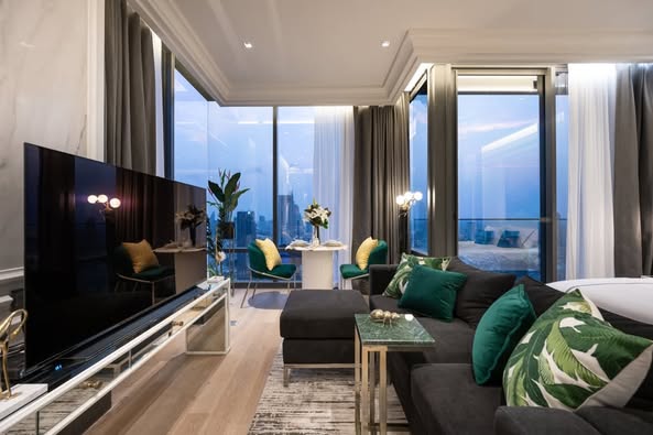 living room of Ashton Silom