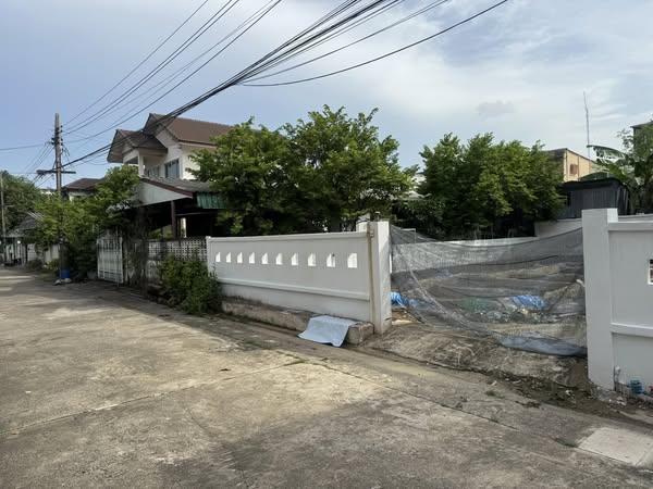 Bangkok Metropolitan Land Office, Bangkapi Branch