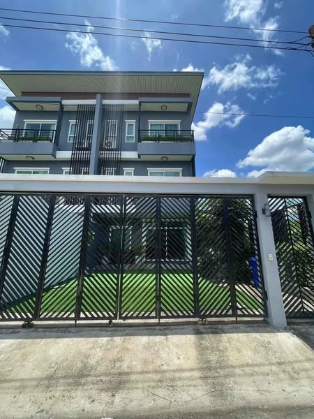 BD House รับสร้างบ้านราคาประหยัด วัสดุคุณภาพ By GBC House