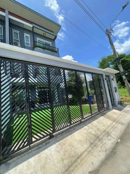BD House รับสร้างบ้านราคาประหยัด วัสดุคุณภาพ By GBC House