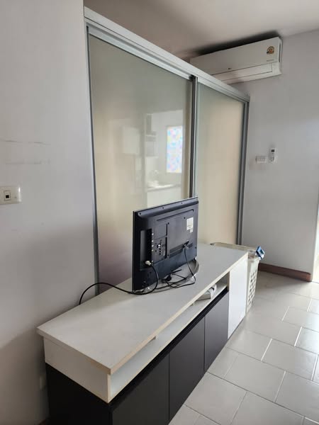 room interior of City Home Srinagarindra
