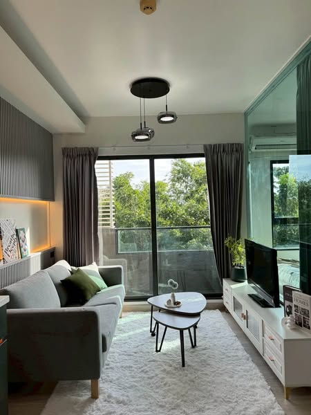 living room and bedroom of Ease1 Rama2