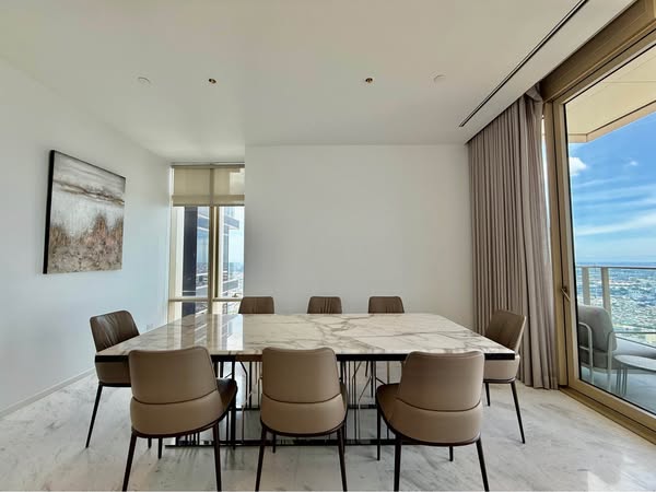 room interior of Four Seasons Private Residences
