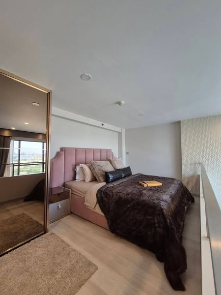 bedroom of KnightsBridge Prime Sathon