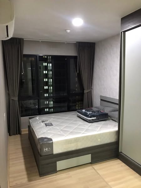 bedroom of KnightsBridge Sky City