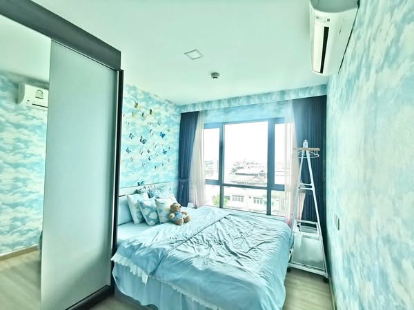 bedroom of KnightsBridge Sky City