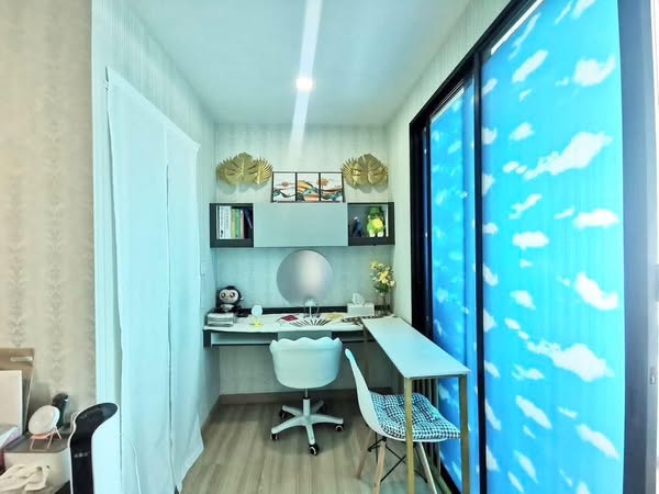 bedroom and room interior and bathroom of KnightsBridge Sky City
