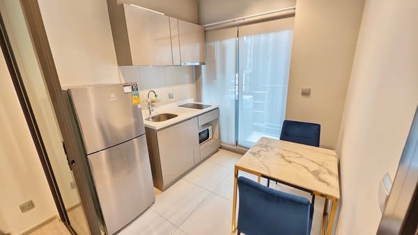 Life Asoke – Rama 9