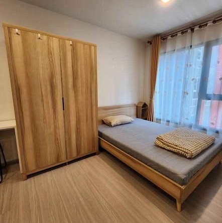 bedroom of Life Asoke Hype