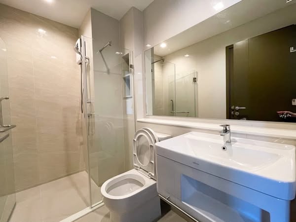 bathroom of Life Ladprao Valley