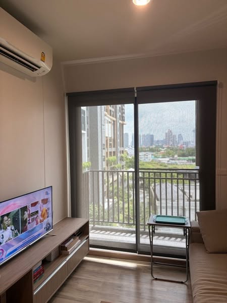 bedroom and room interior of Niche MONO Sukhumvit Bearing