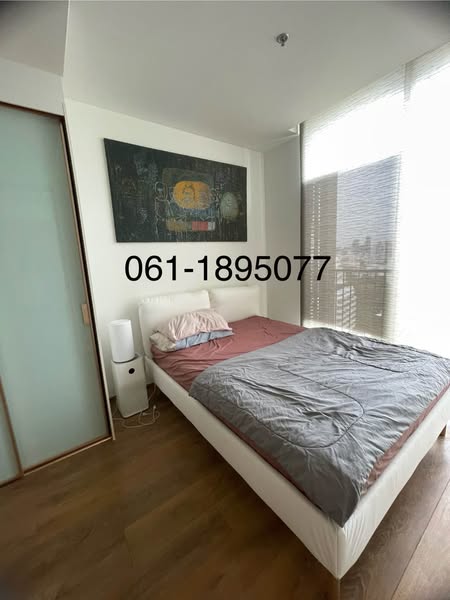 bedroom of Noble BE33