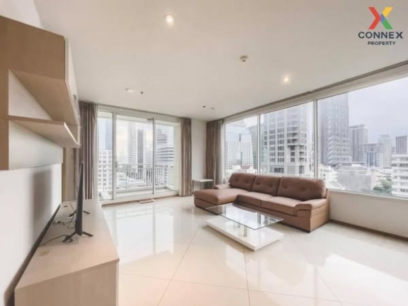 bedroom and living room of THE EMPIRE PLACE SATHON