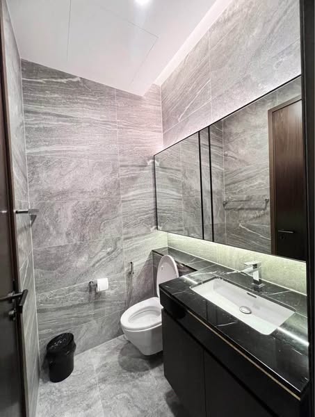 bathroom of THE ESSE Sukhumvit 36