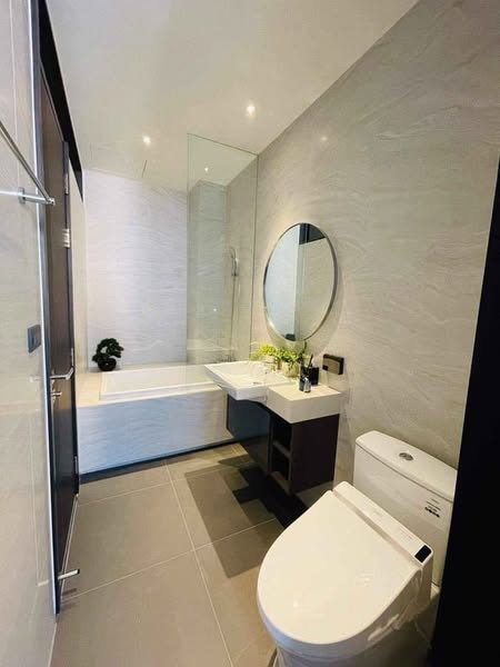 bathroom of The Fine Bangkok