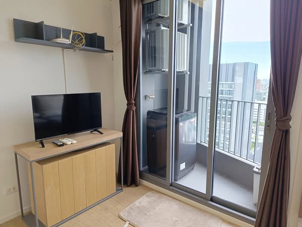 room interior of Triple Y Residence