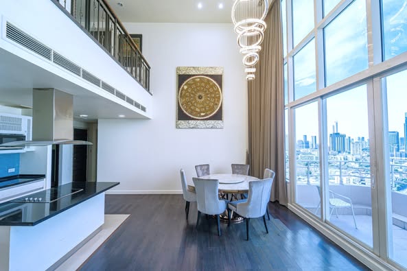 living room of Watermark Chao Phraya