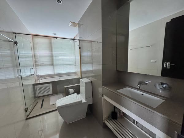 bathroom of The Address Phayathai ดิ แอดเดรส พญาไท