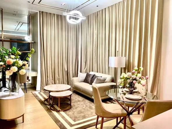 living room of 28 Chidlom