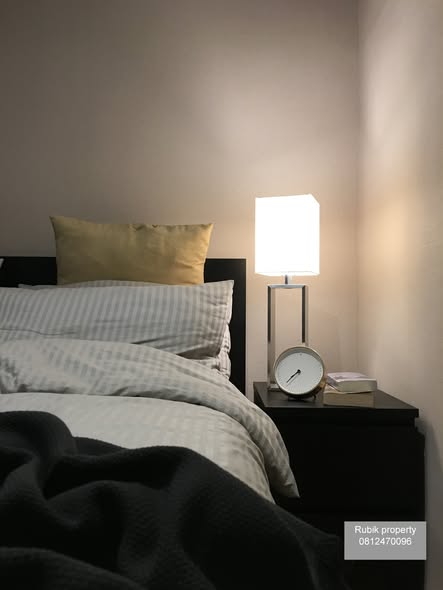 bedroom of Altitude Sam Yan – Si Lom