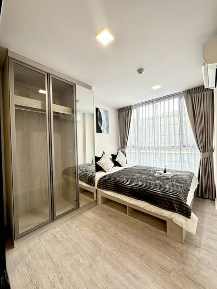 bedroom and room interior of Atmoz Tropicana Bangna