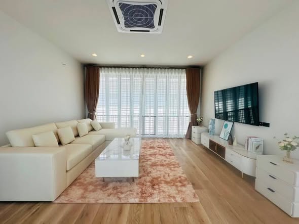 living room of Burasiri Krungthep Kreetha