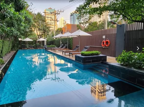 pool of CASA@20: Premium studios: monthly and long stay rentals – please whatsapp for details.