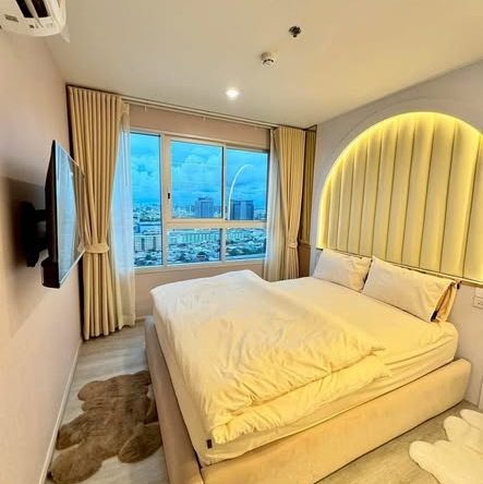 bedroom of Ideo Charan 70 – Riverview