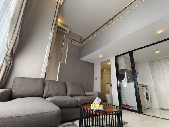 living room and bedroom of KnightsBridge Prime Sathon