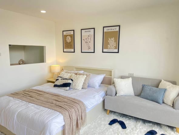 bedroom and living room of Lanna Nakorn Condominium Building C ลานนานคร คอนโด เชียงใหม่