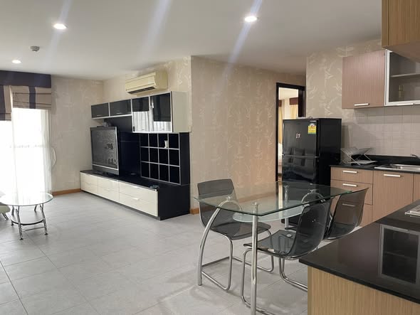 Le Celeste Condominium เลอเซเเลส คอนโดมิเนียม