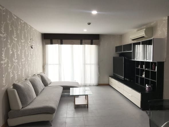 living room of Le Celeste Condominium เลอเซเเลส คอนโดมิเนียม