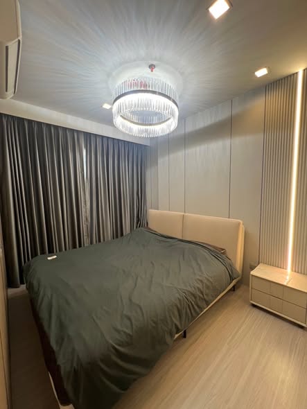 bedroom of Life Asoke Hype