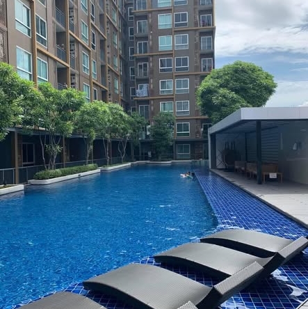 pool of Metro Luxe Kaset
