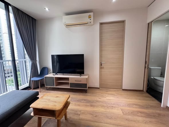 bedroom of Park Origin Phrom Phong